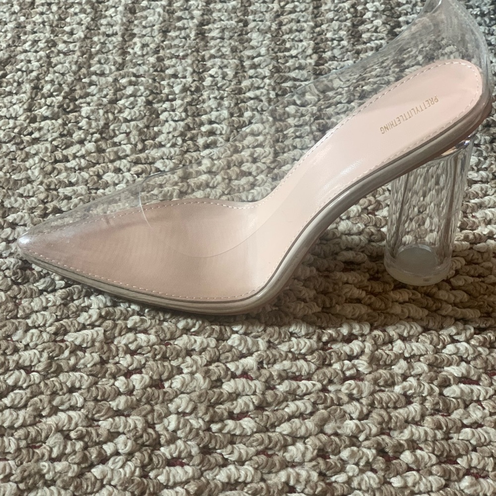 Nude patent Heel